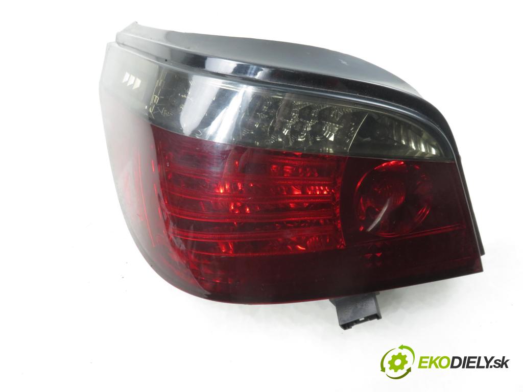 BMW 5 (E60) SEDAN 2005 0,00 530 d - M57 D30 (306D2) 2993,00 svetla