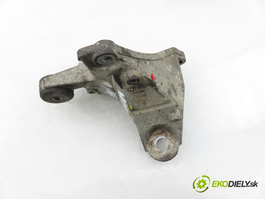 AUDI A6 Avant (4B5, C5) KOMBI 2003 125,00 2.4 quattro - BDV 2393,00 Uchytenie prevodovky 8D0399114S