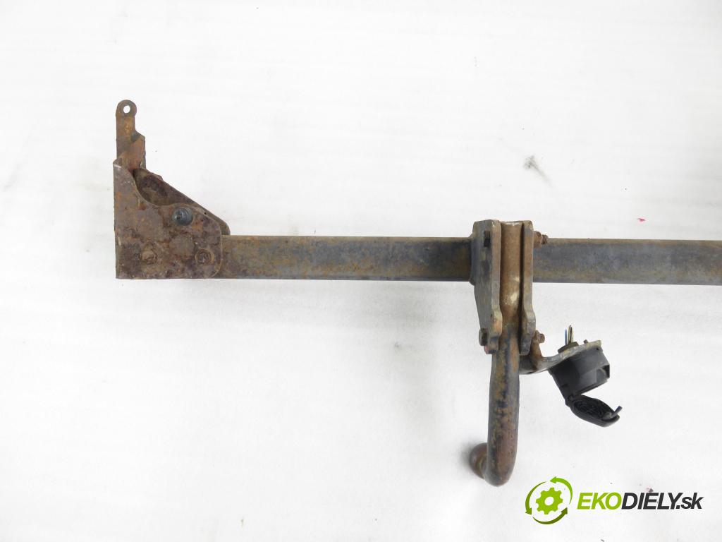 NISSAN NP300 NAVARA (D40) PICK-UP 2006 126,00 2.5 dCi 171 2488,00 Hák 0012610MN