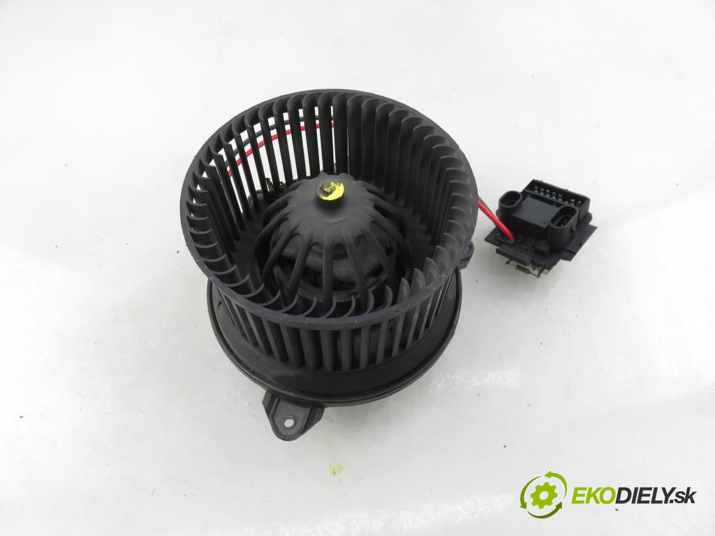 RENAULT SCENIC I (JA0/1_) MINIVAN 2000 79,00 1.6 - K4M 709 1598,00 Ventilátor vetráku