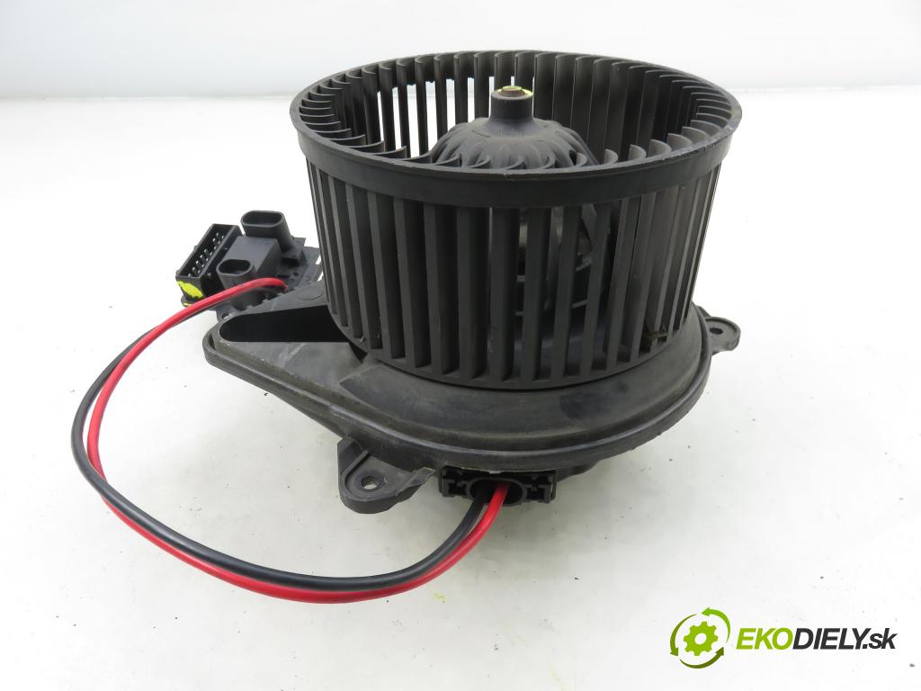 RENAULT SCENIC I (JA0/1_) MINIVAN 2000 79,00 1.6 - K4M 709 1598,00 Ventilátor vetráku