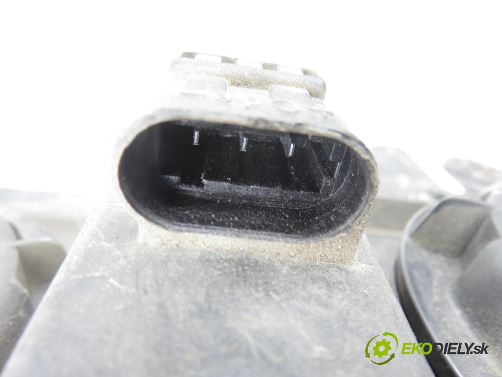 RENAULT SCENIC I (JA0/1_) MINIVAN 2000 79,00 1.6 - K4M 709 1598,00 Svetlo LP