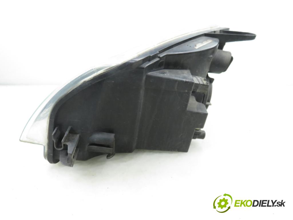 PEUGEOT PARTNER Combispace (5F) KOMBIVAN 2003 66,00 2.0 HDI - RHY (DW10TD) 1997,00 Svetlo PP