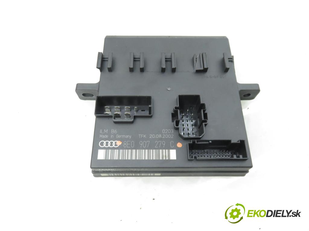 AUDI A4 (8E2, B6) SEDAN 2002 96,00 1.9 TDI PD 130 - AWX 1896,00 Riadiaca jednotka svetlá 8E0907279C