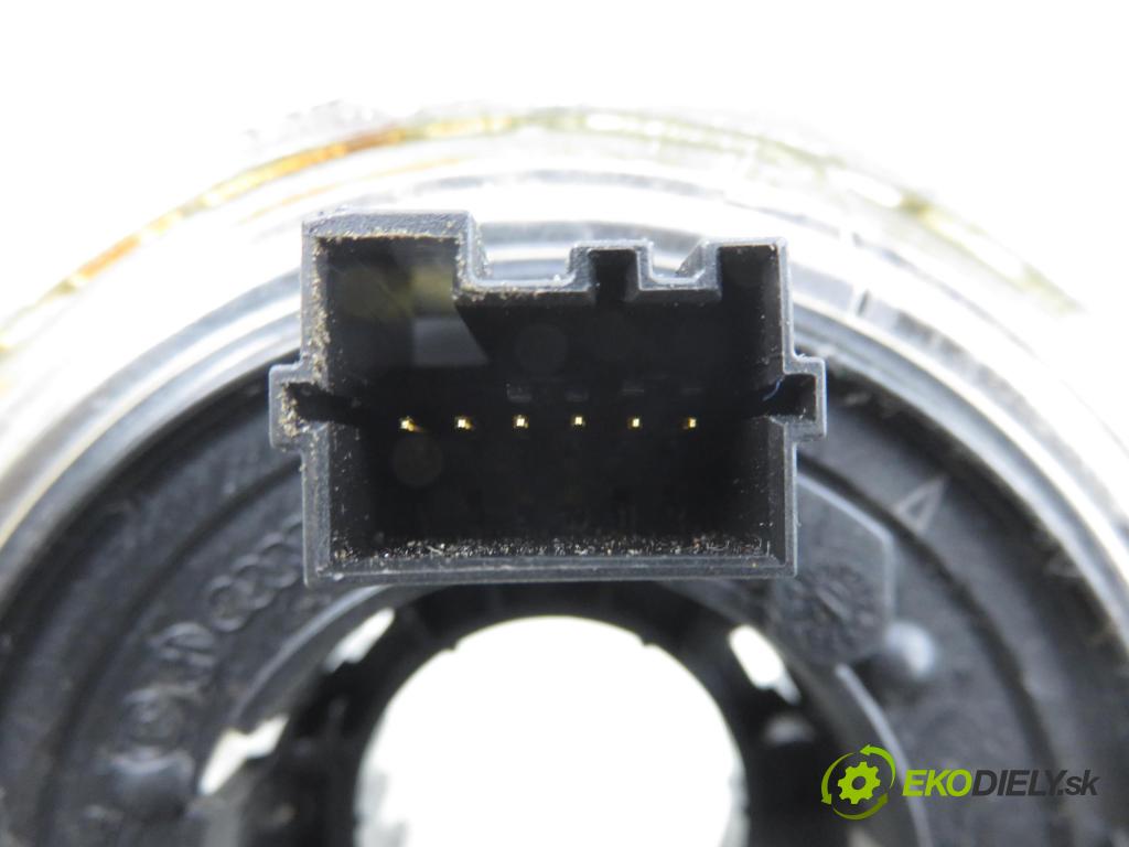 AUDI A4 (8E2, B6) SEDAN 2002 96,00 1.9 TDI PD 130 - AWX 1896,00 PÁSKA: air BAG 8E0953541C