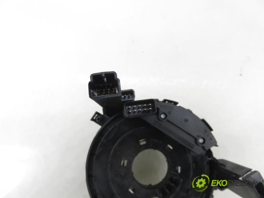 AUDI A4 (8E2, B6) SEDAN 2002 96,00 1.9 TDI PD 130 - AWX 1896,00 PÁSKA: air BAG 8E0953541C