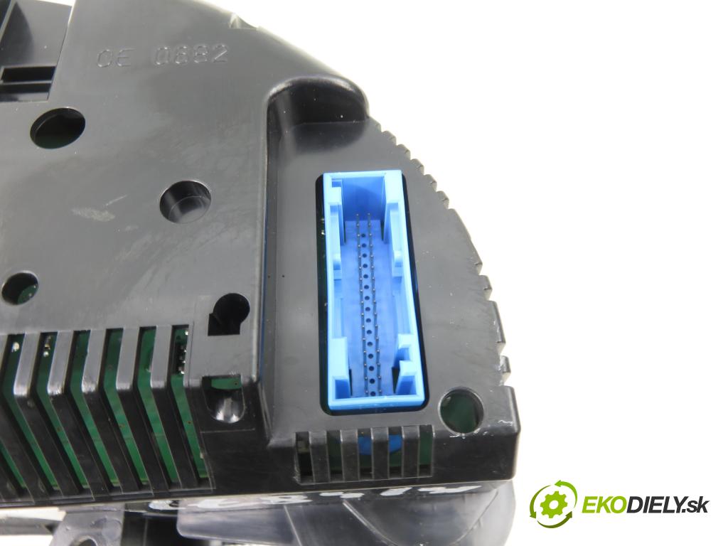 AUDI A4 (8E2, B6) SEDAN 2002 96,00 1.9 TDI PD 130 - AWX 1896,00 Prístrojovka elektrický 0263626035 ; 8E0920900K