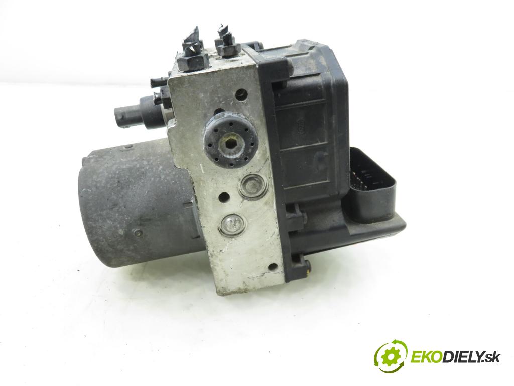 AUDI A4 (8E2, B6) SEDAN 2002 96,00 1.9 TDI PD 130 - AWX 1896,00 Pumpa ABS 0265950011 (Pumpa ABS)