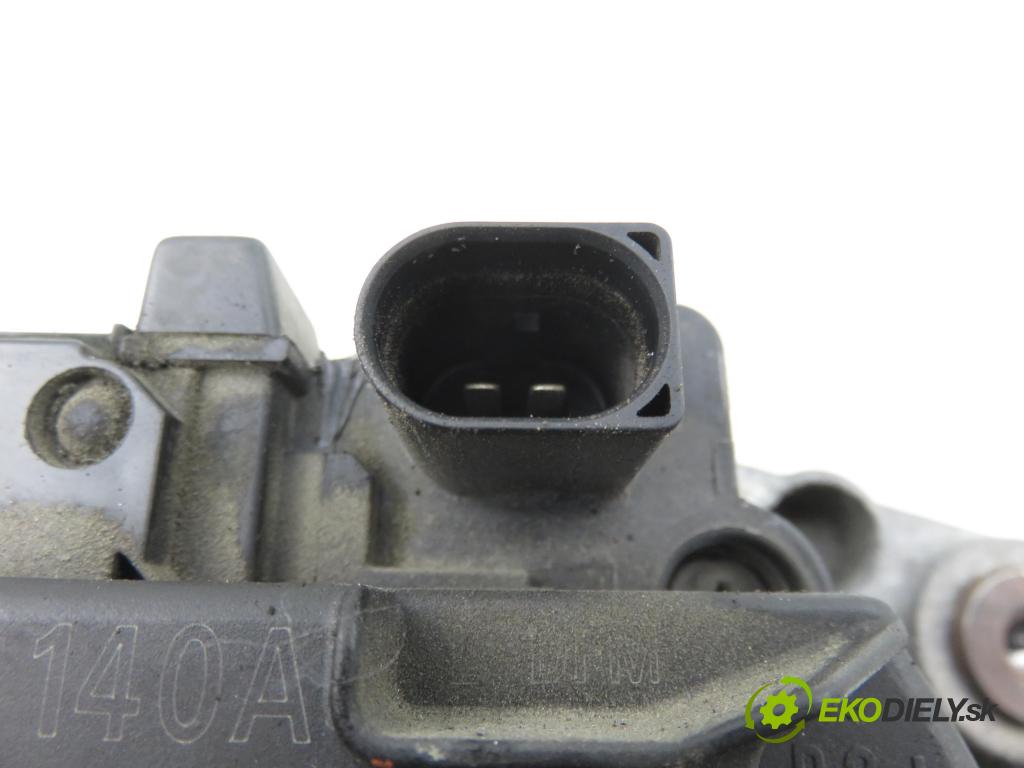 AUDI A4 (8E2, B6) SEDAN 2002 96,00 1.9 TDI PD 130 - AWX 1896,00 Alternátor 028903029Q ; 0124525010 (Alternátor)