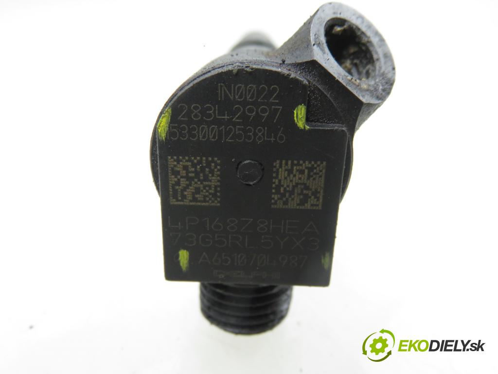 MERCEDES-BENZ SPRINTER 3,5-t Skrzynia (906) FURGON 2011 95,00 313 CDI (906.631, 906.633, 906.635, 906.637) - OM  2143,00 vstřikovač 28342997 ; 6510704987 (Vstřikovač paliva)