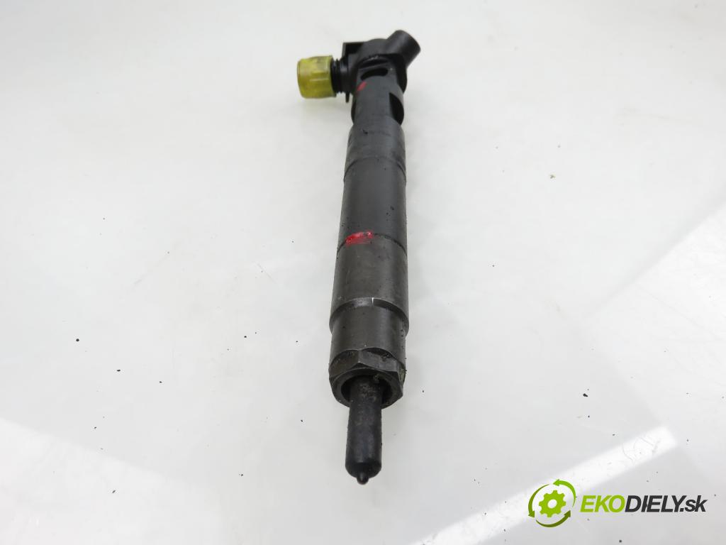 MERCEDES-BENZ SPRINTER 3,5-t Skrzynia (906) FURGON 2011 95,00 313 CDI (906.631, 906.633, 906.635, 906.637) - OM  2143,00 vstrekovač EMBR00002D ; 6510700587 (Vstrekovač paliva)