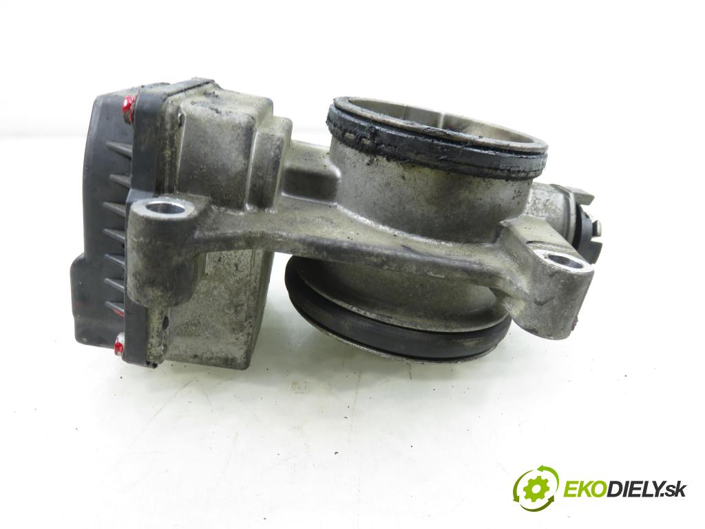 RENAULT SCENIC I (JA0/1_) MINIVAN 2002 0,00 1.6 - K4M 708 1598,00 Škrtiaca klapka 8200063652 ; 8200123061 ; 408239822001 (Škrtiaca klapka)