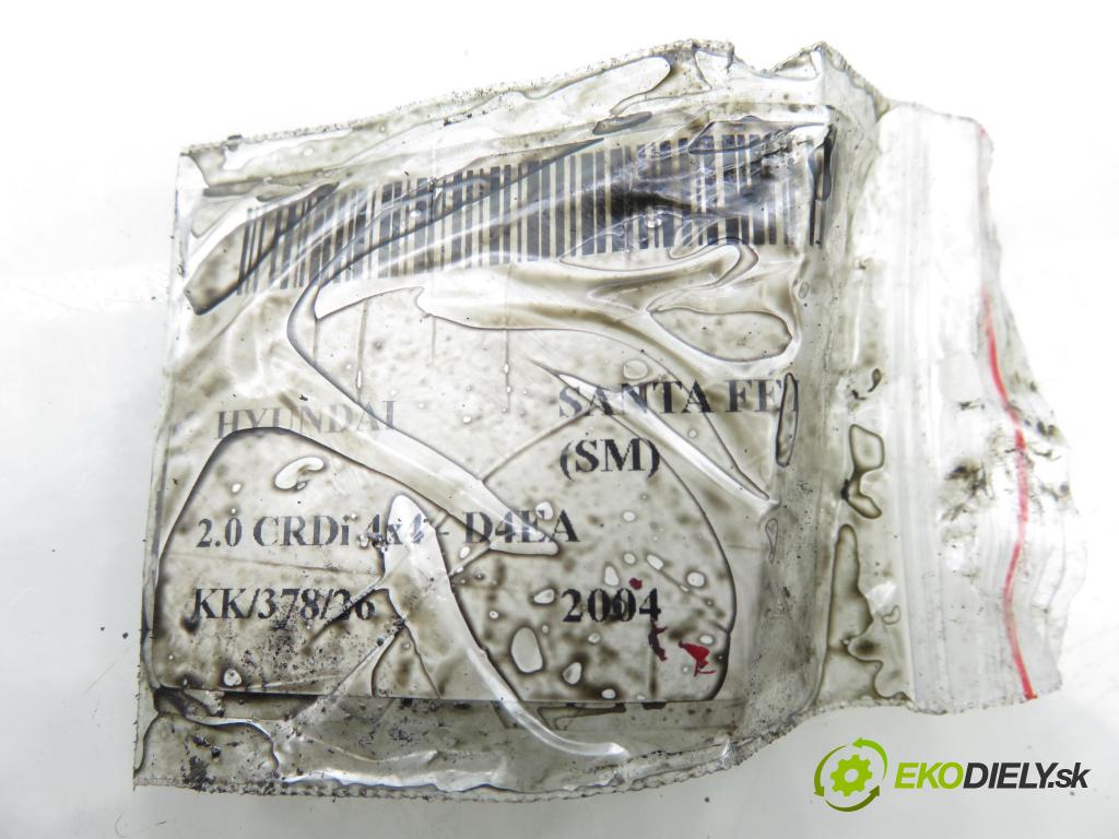 HYUNDAI SANTA FÉ I (SM) SUV 2004 83,00 2.0 CRDi 4x4 113 - D4EA 1991,00 vstrekovač 3380027010 ; 0445110064 (Vstrekovač paliva)