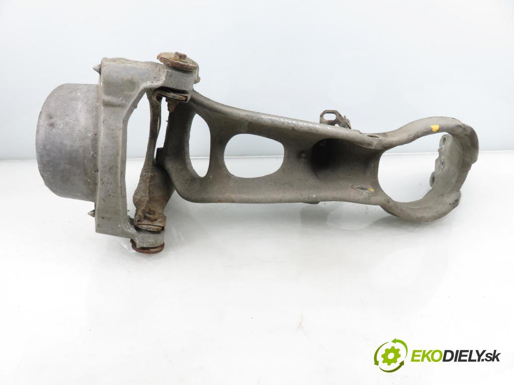 PEUGEOT 407 SW (6E_) KOMBI 2003 80,00 1.6 HDi 110 - 9HZ (DV6TED4) 1560,00 rameno LP