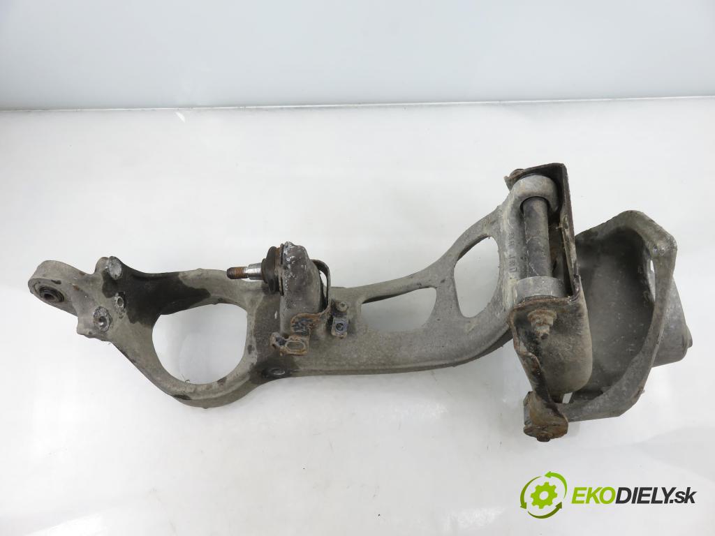 PEUGEOT 407 SW (6E_) KOMBI 2003 80,00 1.6 HDi 110 - 9HZ (DV6TED4) 1560,00 Rameno PP