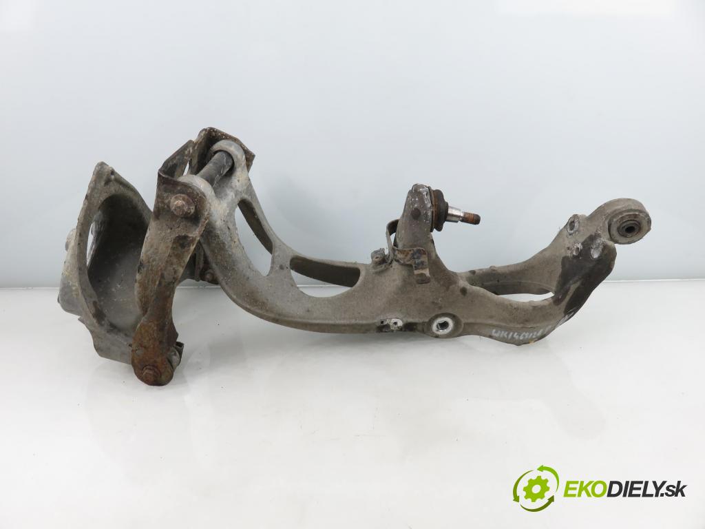 PEUGEOT 407 SW (6E_) KOMBI 2003 80,00 1.6 HDi 110 - 9HZ (DV6TED4) 1560,00 Rameno PP