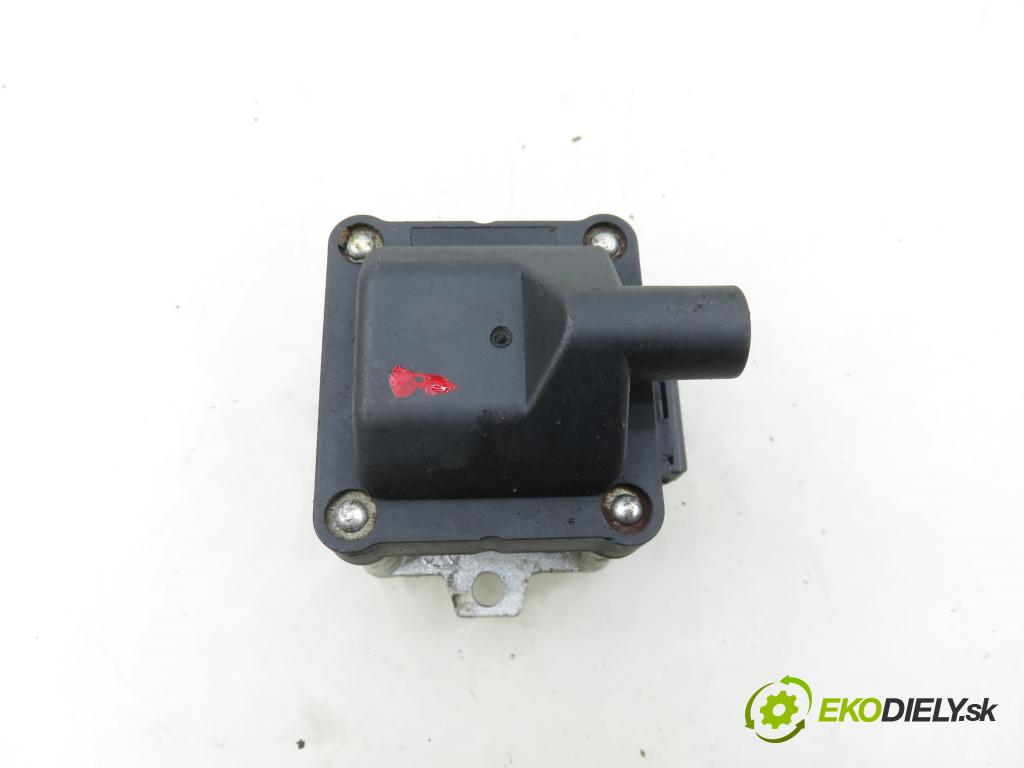 VW POLO (6N1) HB 1997 44,00 1.4 60 1390,00 Cievka zapaľovacia 