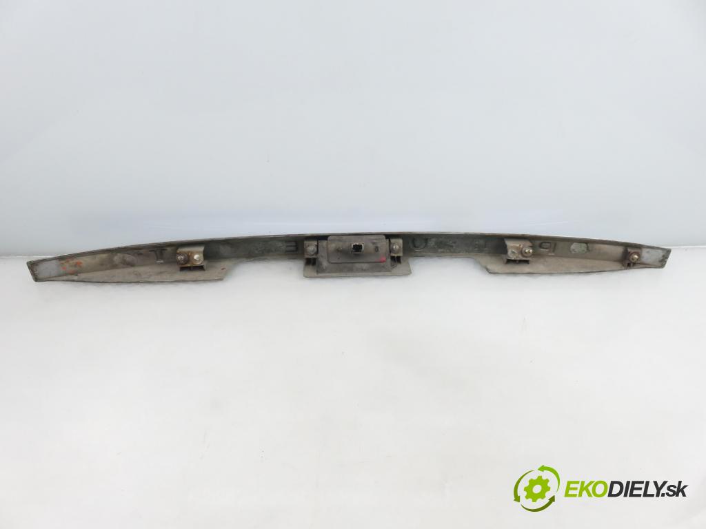 PEUGEOT 407 SW (6E_) KOMBI 2003 80,00 1.6 HDi 110 - 9HZ (DV6TED4) 1560,00 Zadné čelo dverí kufor 9645271580