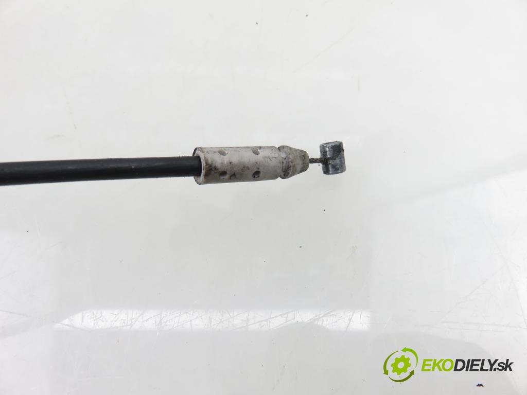 TOYOTA YARIS (_P1_) HB 2002 64,00 1.3 VVTi 87 - 2SZ-FE 1298,00 zámok