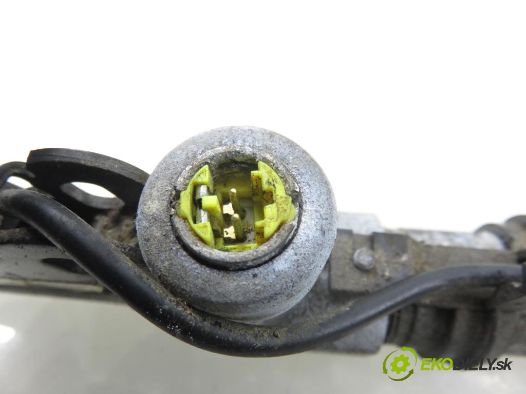 BMW 5 (E60) SEDAN 2005 0,00 530 d - M57 D30 (306D2) 2993,00 zapínače pásov predný 7210887 ; 7065848