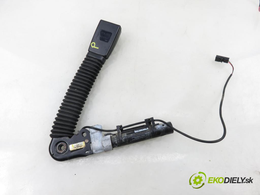 BMW 5 (E60) SEDAN 2005 0,00 530 d - M57 D30 (306D2) 2993,00 zapínače pásov predný 7210887 ; 7065848