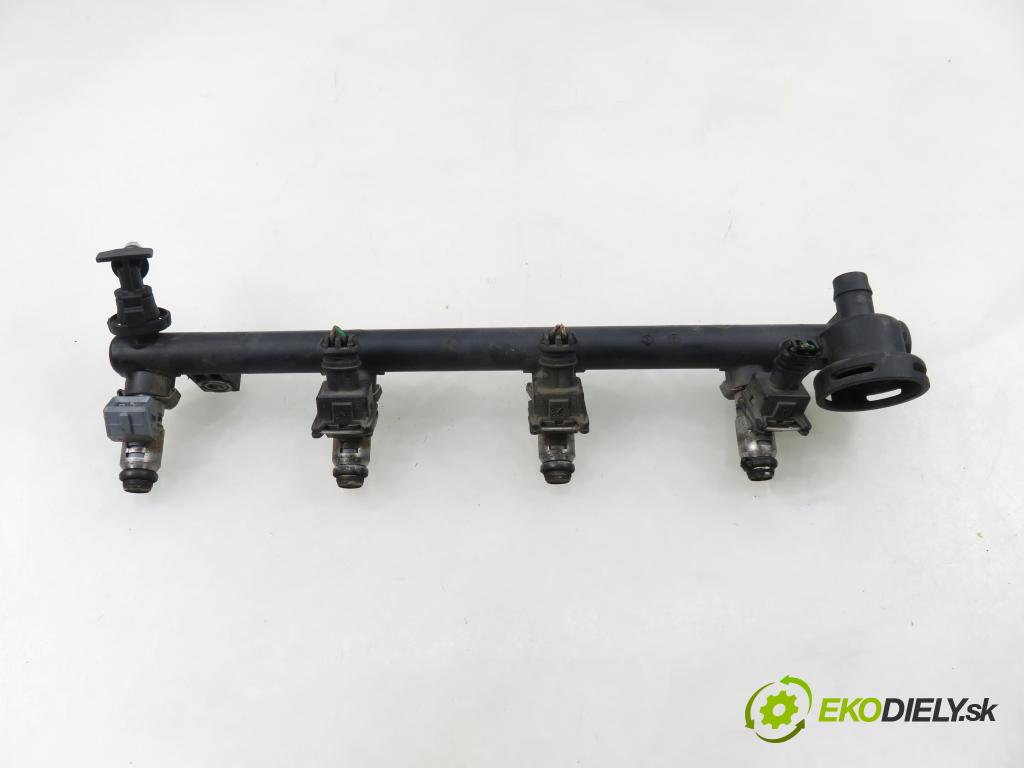 RENAULT SCENIC I (JA0/1_) MINIVAN 2000 79,00 1.6 - K4M 709 1598,00 lišta vstřikovací 7700112519 ; IWP026 (Vstřikovací lišta)