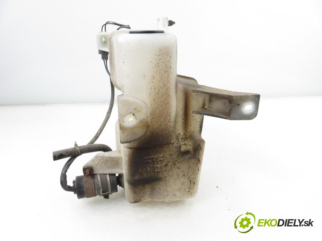 MITSUBISHI OUTLANDER II (CW_W) SUV 2008 125,00 2.4 MIVEC 4WD (CW5W) - 4B12 2360,00 Nádržka ostrekovačov  (Kľučka dverí ostatné)