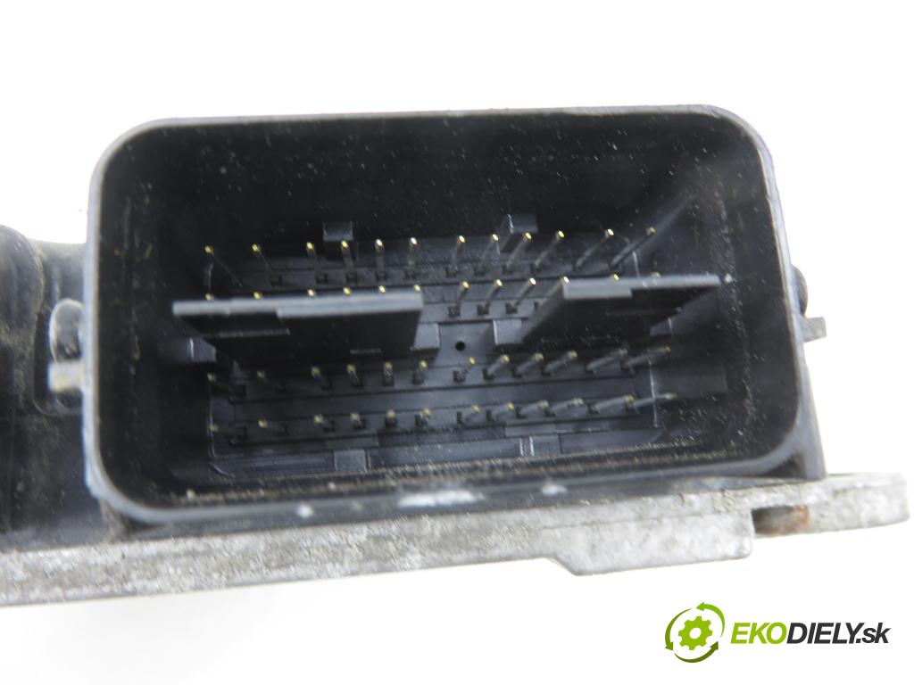 MITSUBISHI OUTLANDER II (CW_W) SUV 2008 125,00 2.4 MIVEC 4WD (CW5W) - 4B12 2360,00 Riadiaca jednotka Motor 1860A844