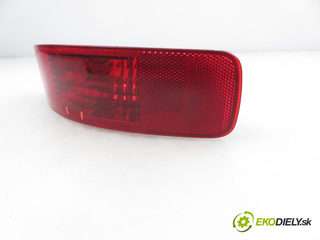 MITSUBISHI OUTLANDER II (CW_W) SUV 2008 125,00 2.4 MIVEC 4WD (CW5W) - 4B12 2360,00 Svetlo hmlové zadné A048333