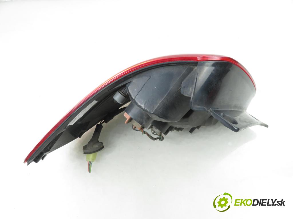 SUZUKI SX4 (EY, GY) CROSSOVER 2008 79,00 1.6 VVT 4x4 (RW 416) 107 - M16A 1586,00 Svetlo pravé zadné