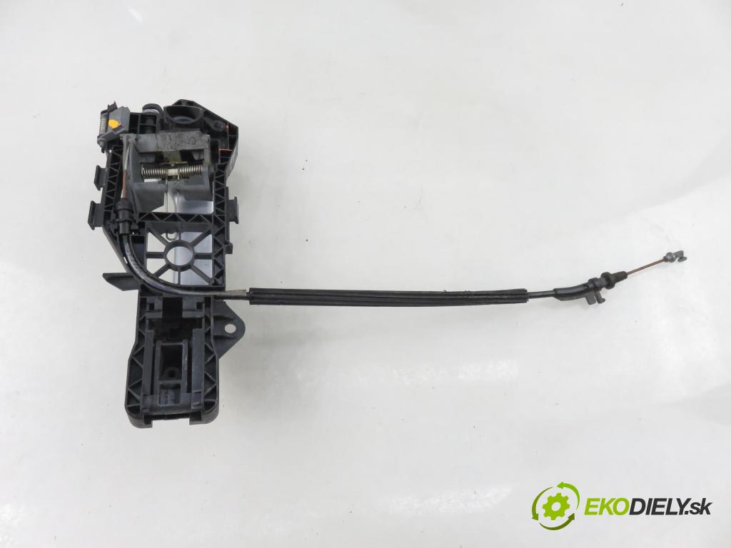 VW PASSAT B6 (3C2) SEDAN 2005 110,00 2.0 FSI - BLR 1984,00 klika 3C0837886E