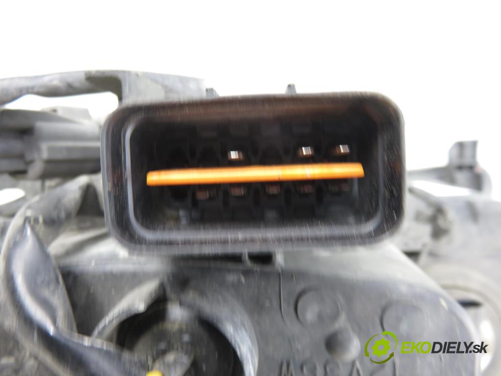 MITSUBISHI OUTLANDER II (CW_W) SUV 2008 125,00 2.4 MIVEC 4WD (CW5W) - 4B12 2360,00 Svetlo PP P5589R