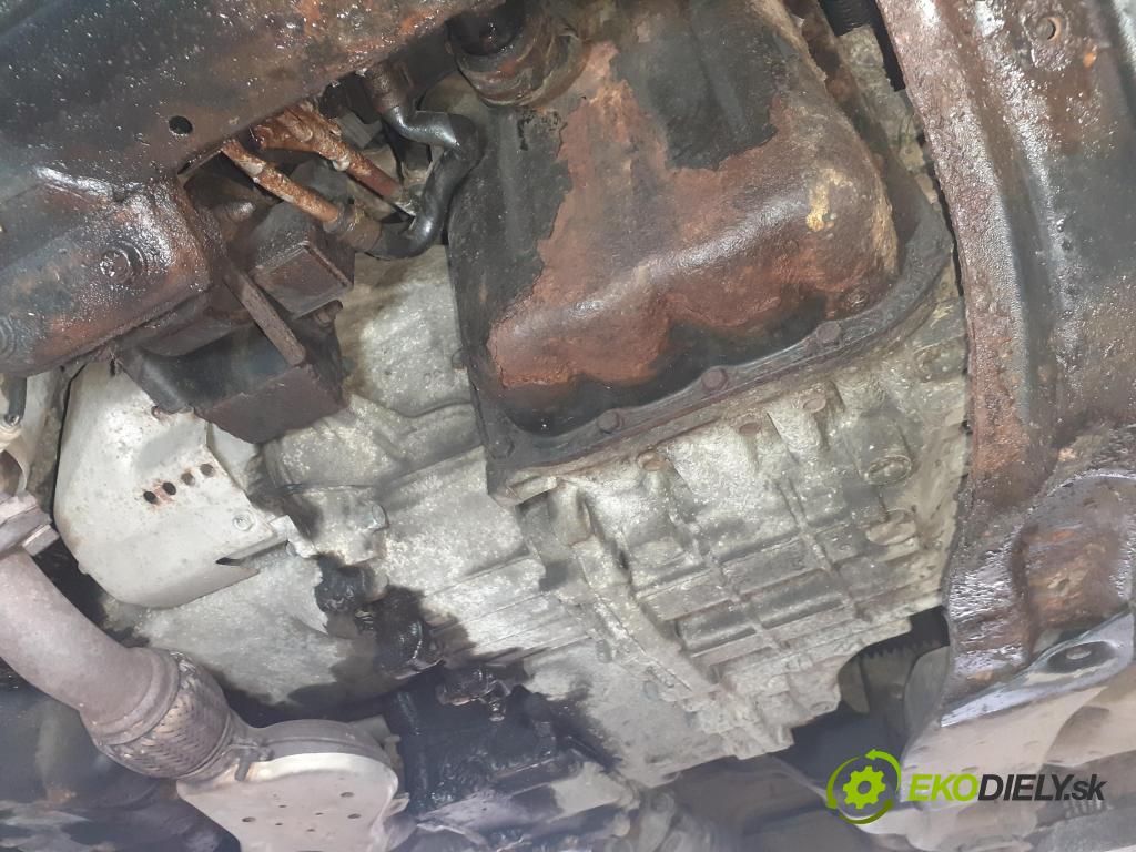 HYUNDAI SANTA FÉ I (SM) SUV 2004 127,00 2.7 V6 4x4 - G6BA 2656,00 Prevodovka automatická S3SCD