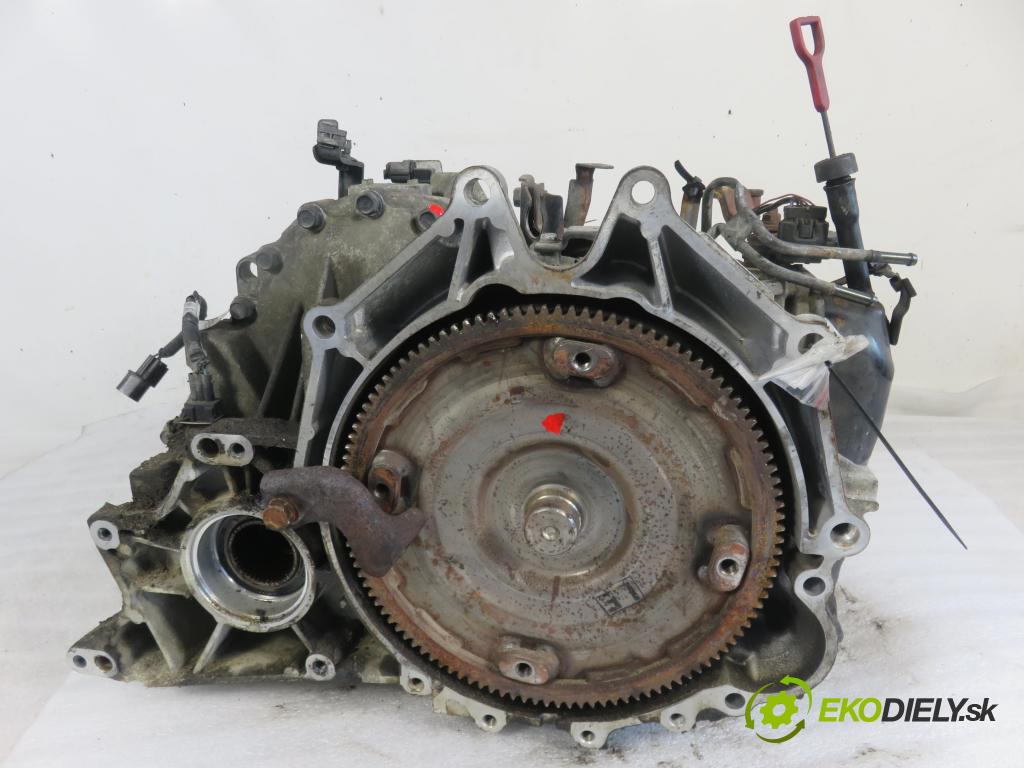 HYUNDAI SANTA FÉ I (SM) SUV 2004 127,00 2.7 V6 4x4 - G6BA 2656,00 Prevodovka automatická S3SCD