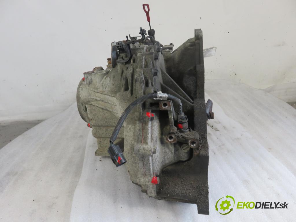 HYUNDAI SANTA FÉ I (SM) SUV 2004 127,00 2.7 V6 4x4 - G6BA 2656,00 Prevodovka automatická S3SCD