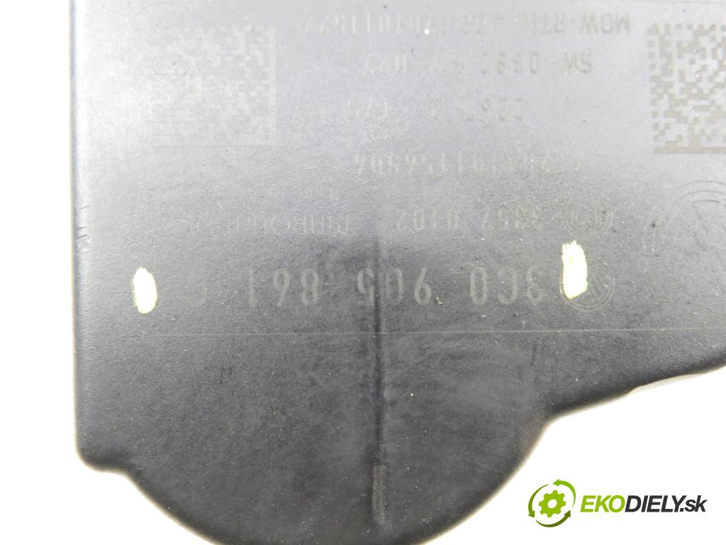 VW PASSAT B6 Variant (3C5) KOMBI 2006 103,00 2.0 TDI 16V - BKP 1968,00 blokáda tyče volantu 3C0905861G