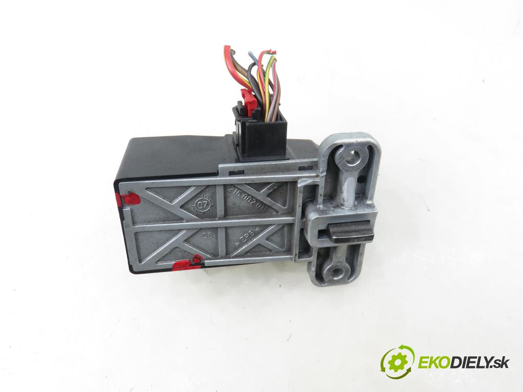 VW PASSAT B6 Variant (3C5) KOMBI 2006 103,00 2.0 TDI 16V - BKP 1968,00 blokáda tyče volantu 3C0905861G