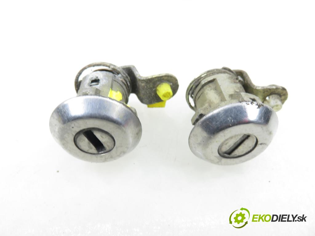 SUZUKI IGNIS (FH) HB 2002 61,00 1.3 (HV51, HX51, RG413) - M13A 1328,00 spinačka / zámky 3397080G01