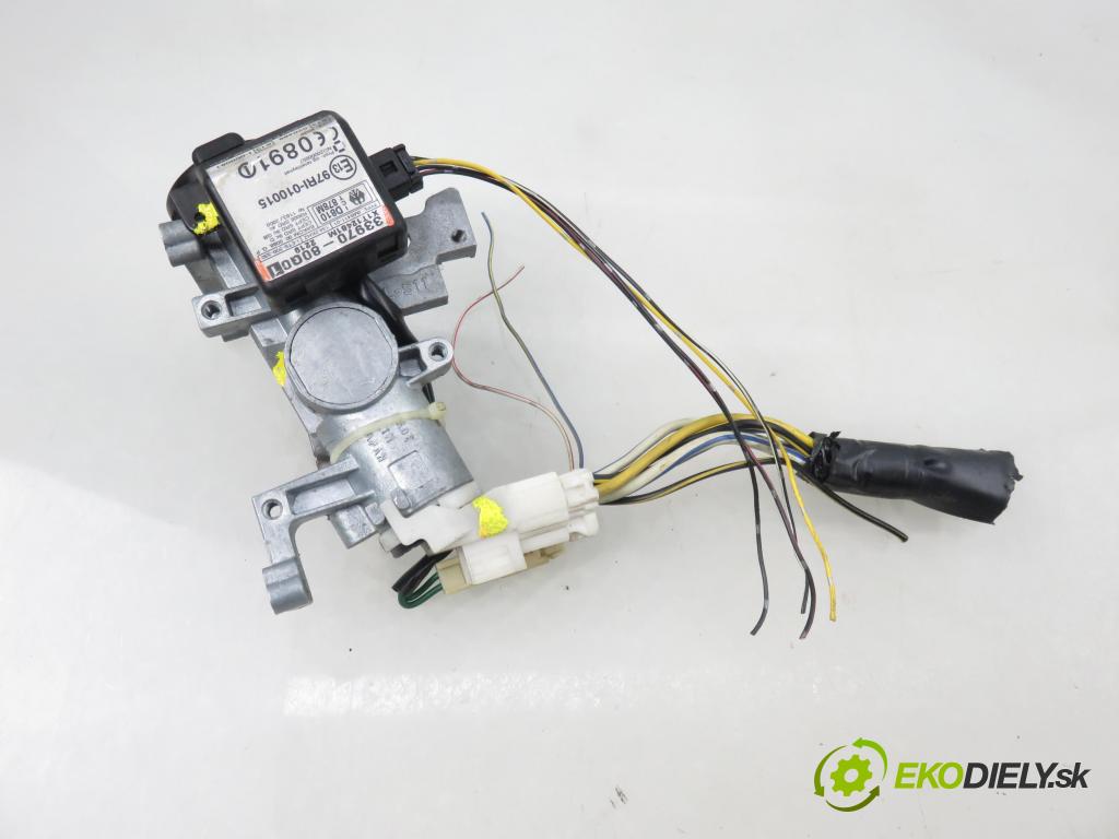 SUZUKI IGNIS (FH) HB 2002 61,00 1.3 (HV51, HX51, RG413) - M13A 1328,00 spinačka / zámky 3397080G01