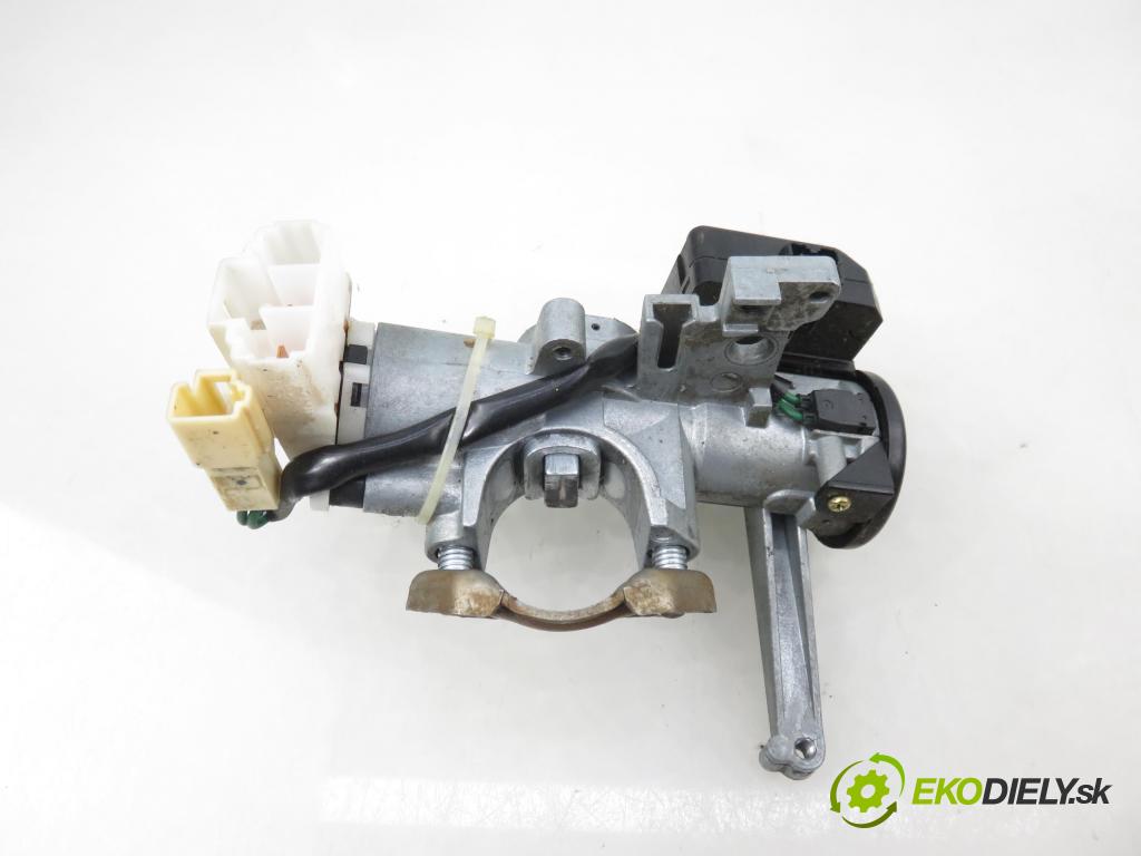 SUZUKI IGNIS (FH) HB 2002 61,00 1.3 (HV51, HX51, RG413) - M13A 1328,00 spinačka / zámky 3397080G01