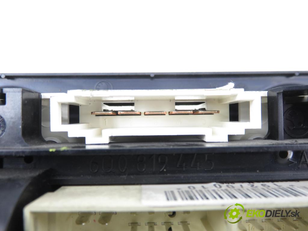 SKODA FABIA I (6Y2) HB 2005 55,00 1.4 16V - BKY 1390,00 Panel topení KLIMATIZACE: 6Y0820045C