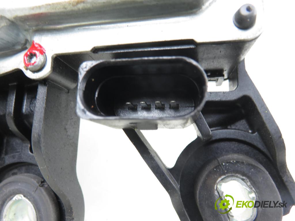 VW PASSAT B6 Variant (3C5) KOMBI 2006 103,00 2.0 TDI 16V - BKP 1968,00 Motorček stierače zadné 3C9955711A ; 53032812