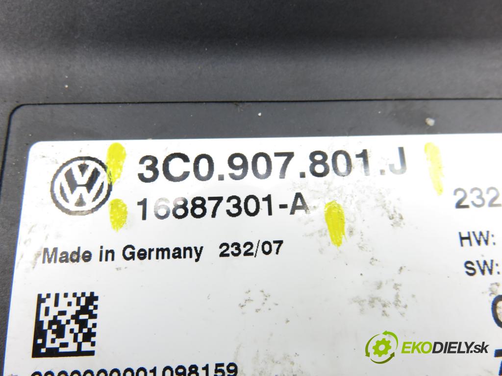VW PASSAT B6 Variant (3C5) KOMBI 2006 103,00 2.0 TDI 16V - BKP 1968,00 Riadiaca jednotka brzdy MANUÁLNY: 3C0907801J ; 16887301A