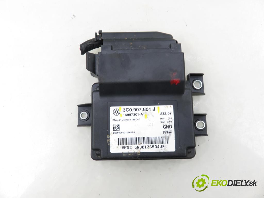 VW PASSAT B6 Variant (3C5) KOMBI 2006 103,00 2.0 TDI 16V - BKP 1968,00 Riadiaca jednotka brzdy MANUÁLNY: 3C0907801J ; 16887301A