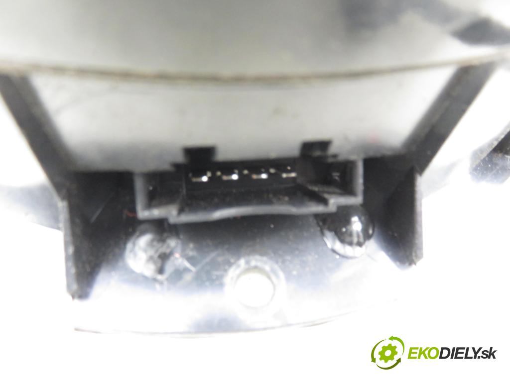 VW PASSAT B6 Variant (3C5) KOMBI 2006 103,00 2.0 TDI 16V - BKP 1968,00 reproduktor Dvere 3C0035454