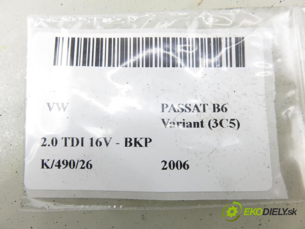 VW PASSAT B6 Variant (3C5) KOMBI 2006 103,00 2.0 TDI 16V - BKP 1968,00 reproduktor Dvere 3C0035454