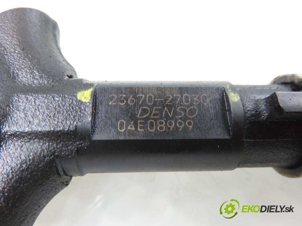 TOYOTA AVENSIS VERSO (_M2_) MINIVAN 2003 85,00 2.0 D (CLM20_) - 1CD-FTV 1995,00 vstřikovač 2367027030 (Vstřikovač paliva)