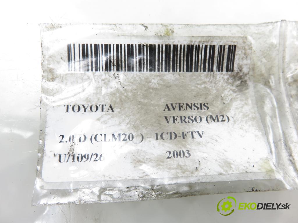 TOYOTA AVENSIS VERSO (_M2_) MINIVAN 2003 85,00 2.0 D (CLM20_) - 1CD-FTV 1995,00 vstřikovač 2367027030 (Vstřikovač paliva)