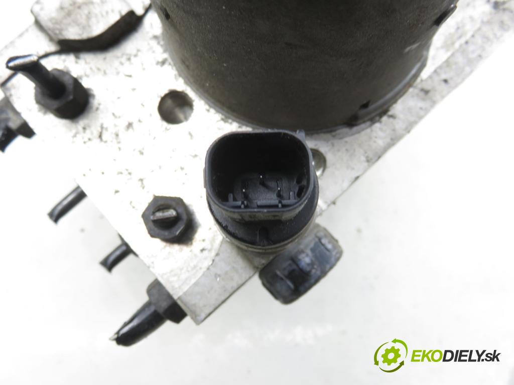 AUDI A4 (8E2, B6) SEDAN 2002 74,00 1.9 TDI PD 101 - AVB 1896,00 pumpa ABS 0265950011 ; 8E0614517 ; 0265225048 (Pumpa ABS)