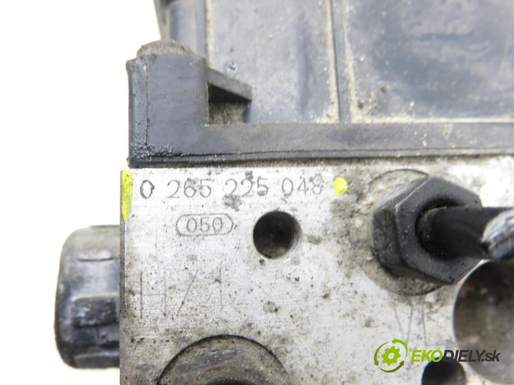 AUDI A4 (8E2, B6) SEDAN 2002 74,00 1.9 TDI PD 101 - AVB 1896,00 pumpa ABS 0265950011 ; 8E0614517 ; 0265225048 (Pumpa ABS)
